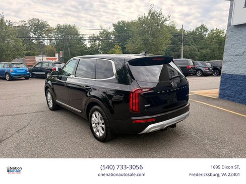 Used 2020 Kia Telluride LX AWD/4WD image 4