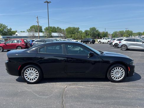 Used 2019 Dodge Charger Police w/ Street Appearance Group AWD/4WD image 2