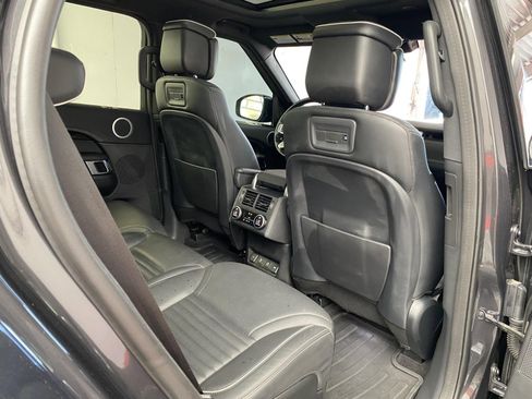 Used 2021 Land Rover Discovery HSE R-Dynamic AWD/4WD image 12