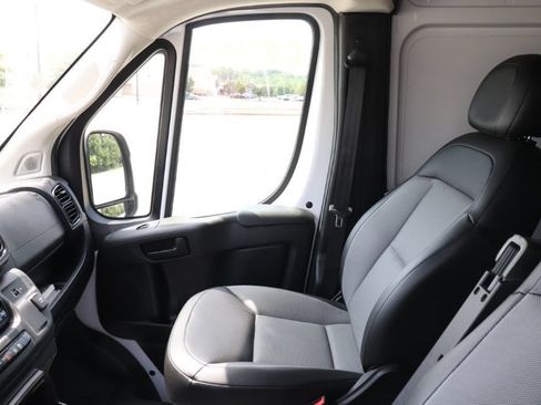 Used 2023 RAM ProMaster 3500 FWD image 15