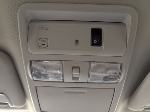 Used 2017 Nissan Titan Platinum Reserve image 20