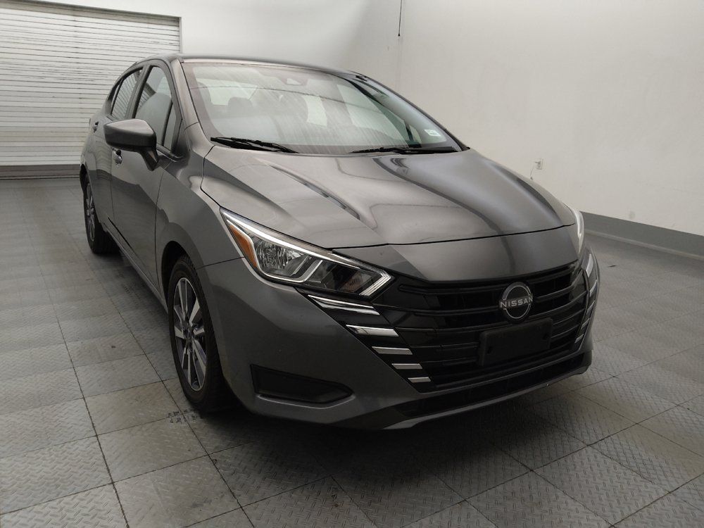 Used 2024 Nissan Versa SV FWD image 13