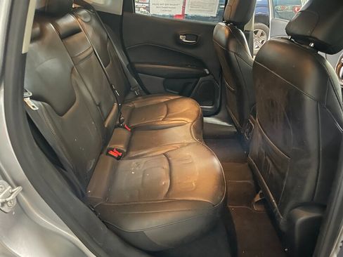 Used 2019 Jeep Compass Limited image 15