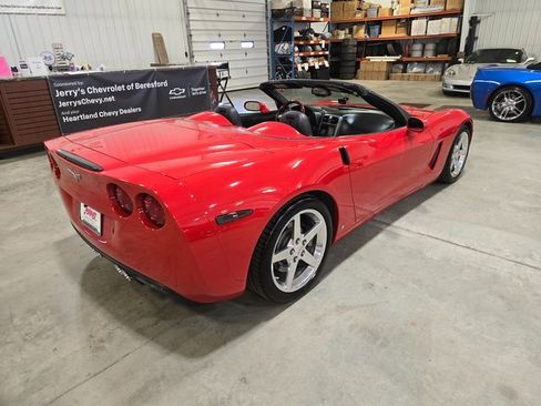 Used 2006 Chevrolet Corvette Base 2D Convertible w/ Preferred Equipment Group image 5