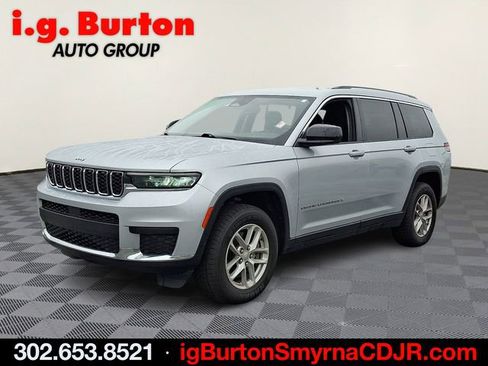Used 2023 Jeep Grand Cherokee L Laredo AWD/4WD image 3
