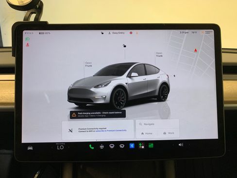 Used 2023 Tesla Model Y Performance AWD/4WD image 24