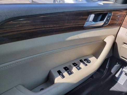 Used 2017 Hyundai Sonata Limited w/ Tech Package 03 image 19