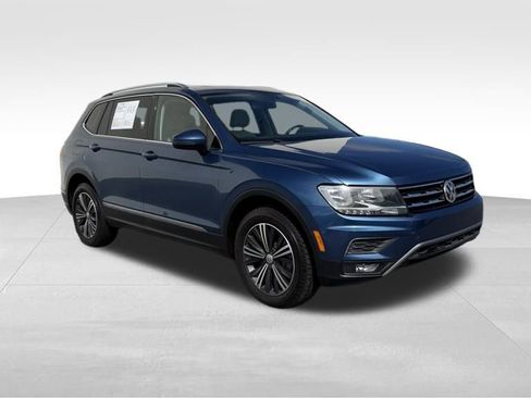 Used 2018 Volkswagen Tiguan SEL image 24