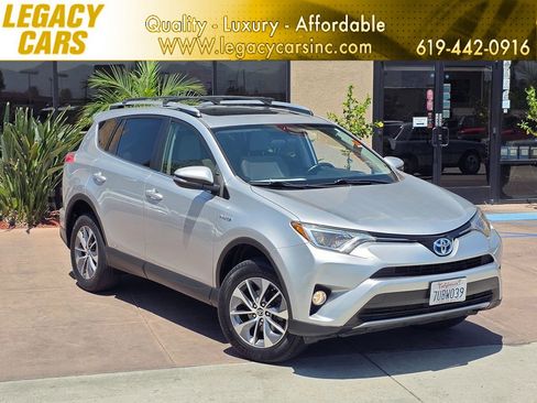 Used 2016 Toyota RAV4 XLE AWD/4WD image 1
