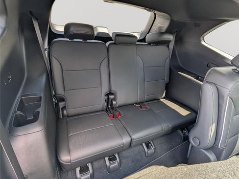 New 2026 Buick Enclave Preferred w/ Power Package AWD/4WD image 9