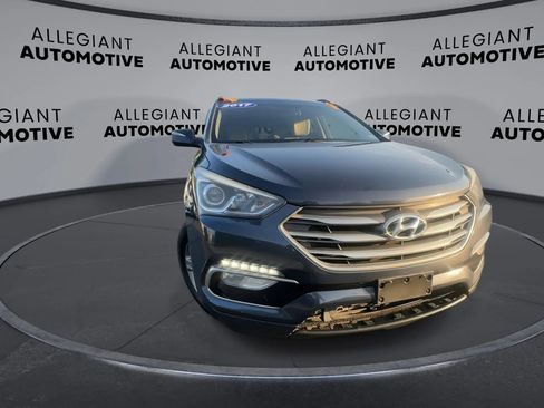 Used 2017 Hyundai Santa Fe Sport FWD image 4