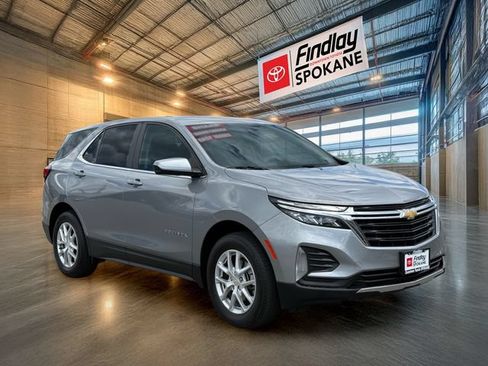 Used 2024 Chevrolet Equinox LT AWD/4WD image 2