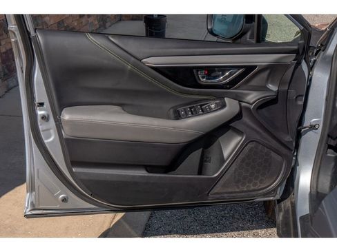 Used 2020 Subaru Outback Onyx Edition XT w/ Popular Package #2 image 9