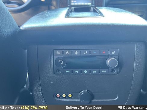 Used 2012 GMC Yukon XL Denali AWD/4WD image 25