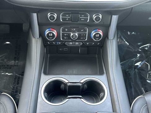 Certified 2023 GMC Yukon SLT AWD/4WD image 30