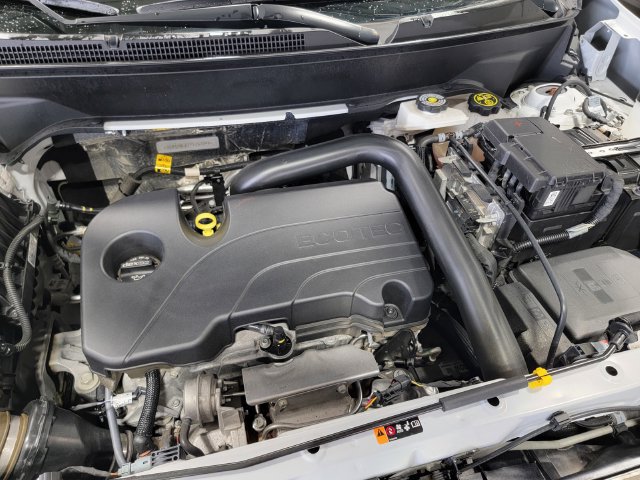 Certified 2023 Chevrolet Equinox RS FWD image 33