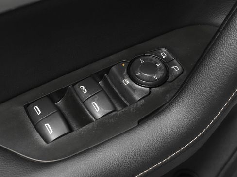 Used 2023 Chevrolet Blazer LT w/ Convenience Package FWD image 10