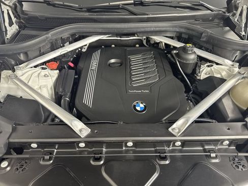 Used 2019 BMW X5 xDrive40i AWD/4WD image 28
