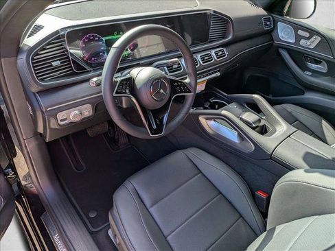 New 2026 Mercedes-Benz GLE 450 4MATIC Coupe image 3