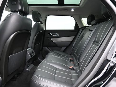 Used 2019 Land Rover Range Rover Velar S AWD/4WD image 22
