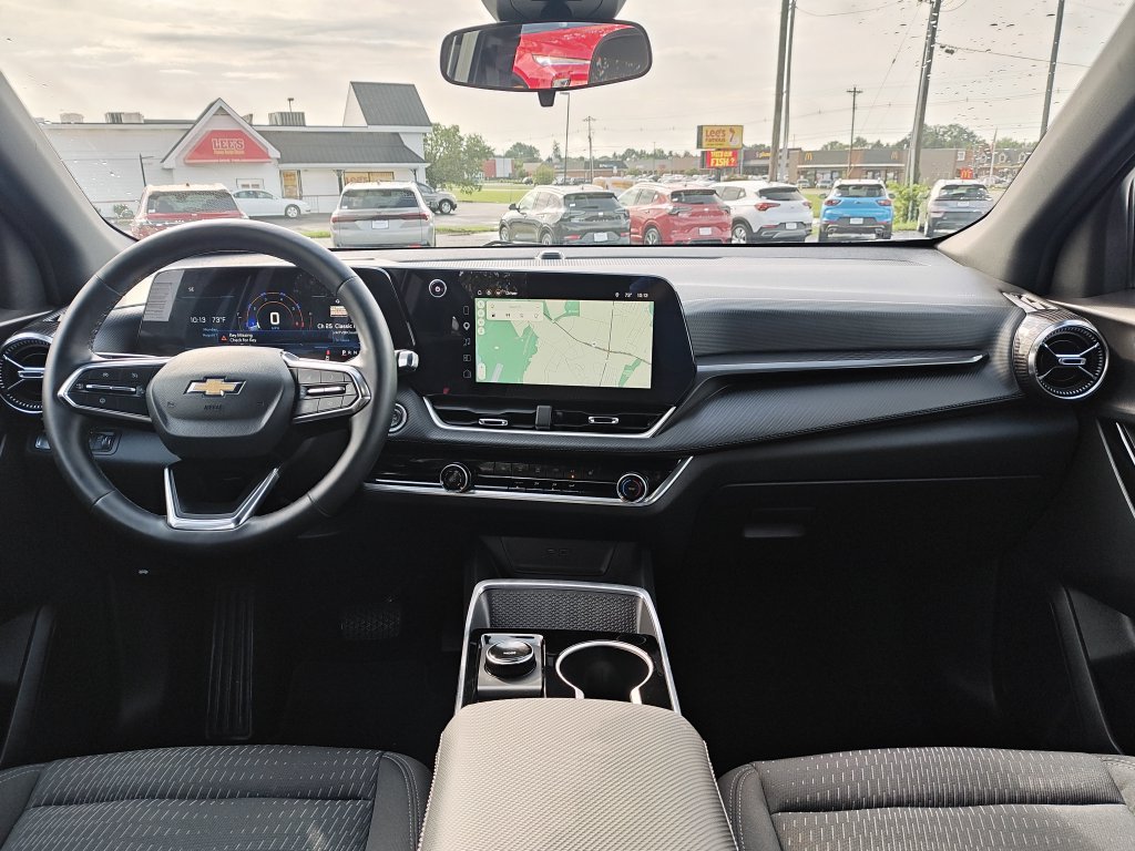 Used 2026 Chevrolet Equinox LT AWD/4WD image 15
