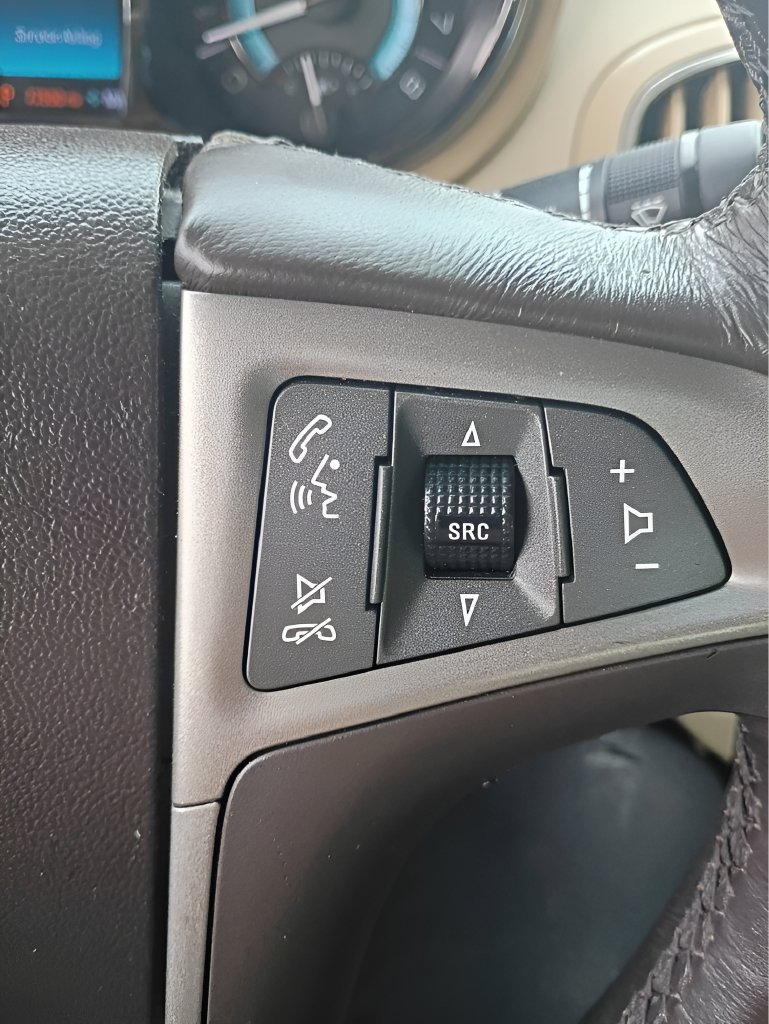 Used 2013 Buick LaCrosse Premium w/ Entertainment Package FWD image 14