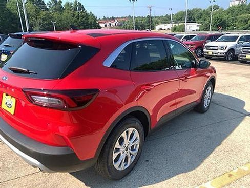 Used 2024 Ford Escape Active FWD image 7