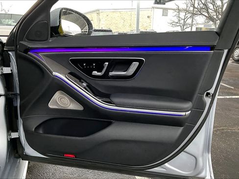 Certified 2022 Mercedes-Benz S 500 4MATIC image 21