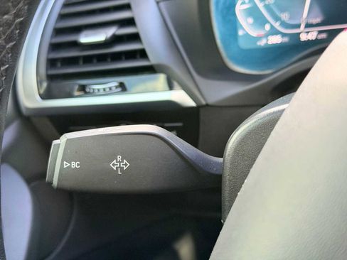 Used 2021 BMW X3 xDrive30e w/ Convenience Package image 28