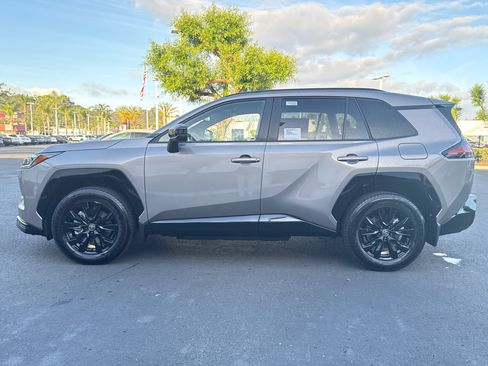 New 2026 Toyota RAV4 SE image 9