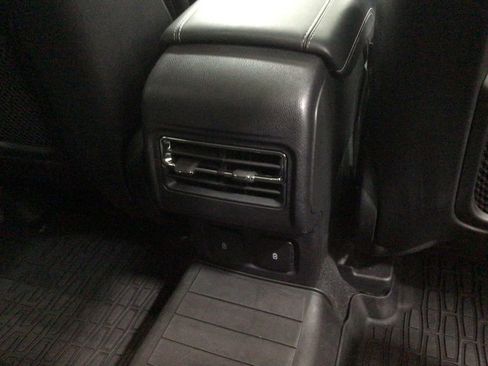 Used 2024 Lincoln Corsair Reserve w/ Equipment Group 201A image 33