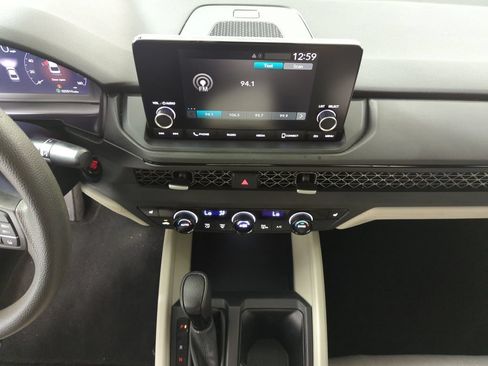 Certified 2023 Honda Accord EX image 15