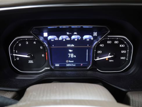 Used 2021 GMC Yukon XL Denali image 21