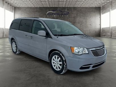 Used 2016 Chrysler Town & Country LX