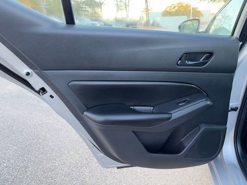 Used 2025 Nissan Altima 2.5 S image 25