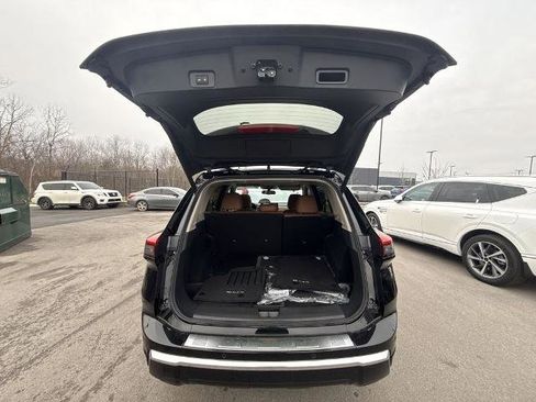 Certified 2026 Nissan Rogue Platinum w/ Platinum Premium Package image 23