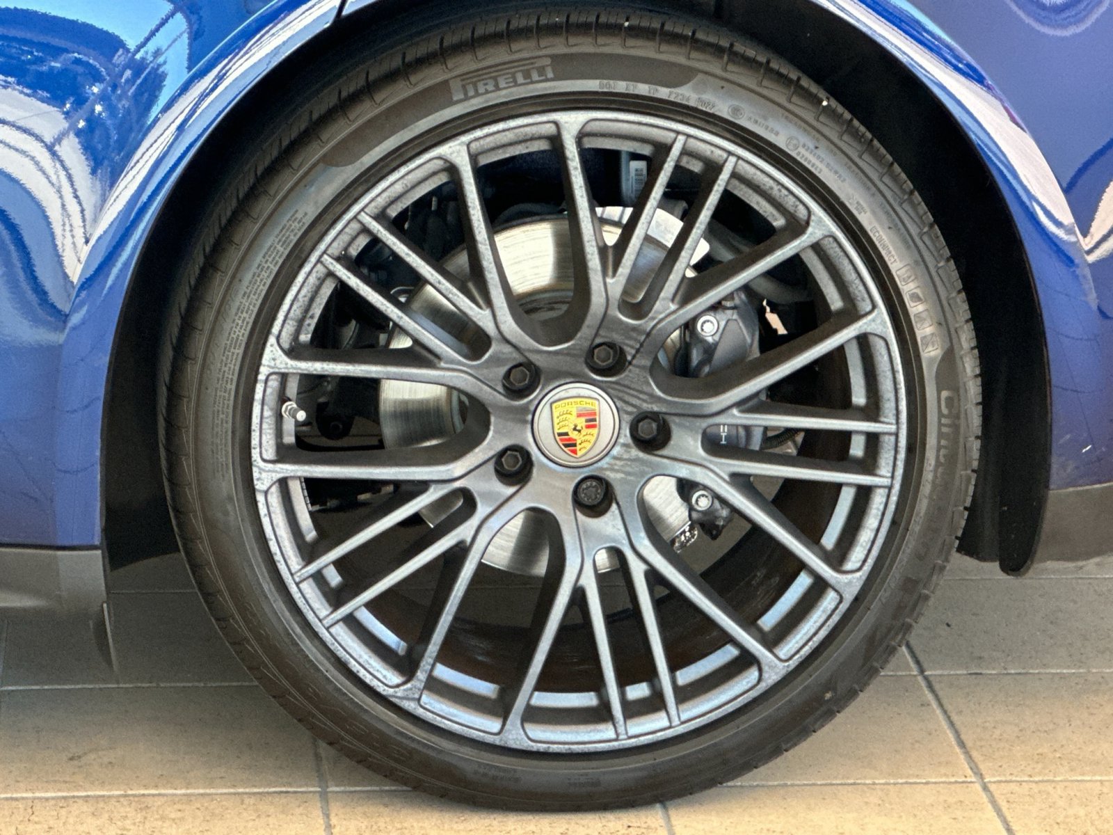 Certified 2023 Porsche Panamera Platinum Edition w/ Assistance Package RWD image 24