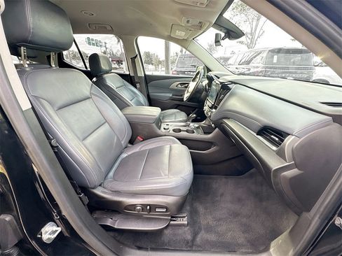 Used 2019 Chevrolet Traverse LT w/ LT Premium Package image 31