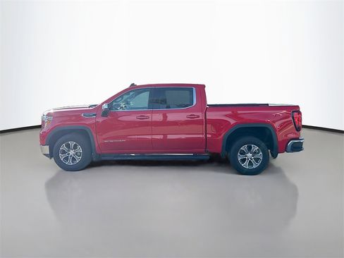 Used 2020 GMC Sierra 1500 SLE w/ SLE Value Package image 4