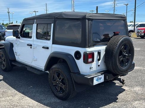 Used 2020 Jeep Wrangler Unlimited Sport S AWD/4WD image 3