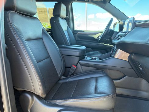 Used 2024 Chevrolet Tahoe High Country image 34