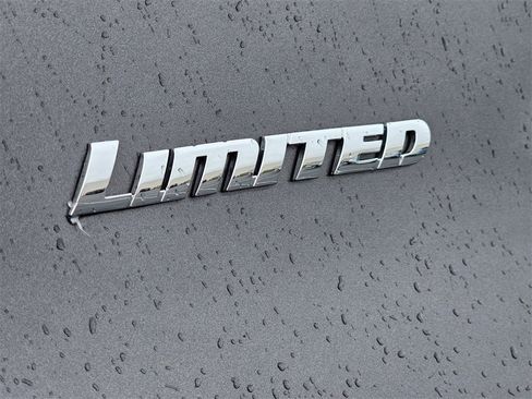 Used 2022 Toyota 4Runner Limited image 12