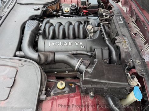 Used 1999 Jaguar XJ8 L RWD image 96