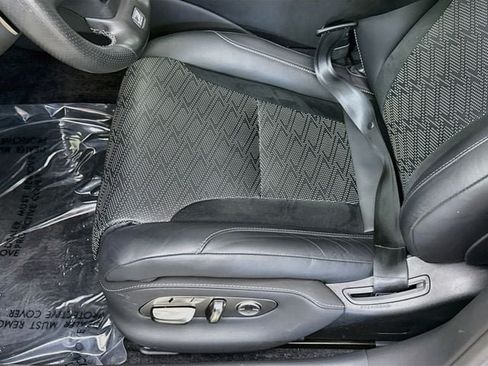 Used 2023 Lexus LS 500 F Sport AWD/4WD image 21