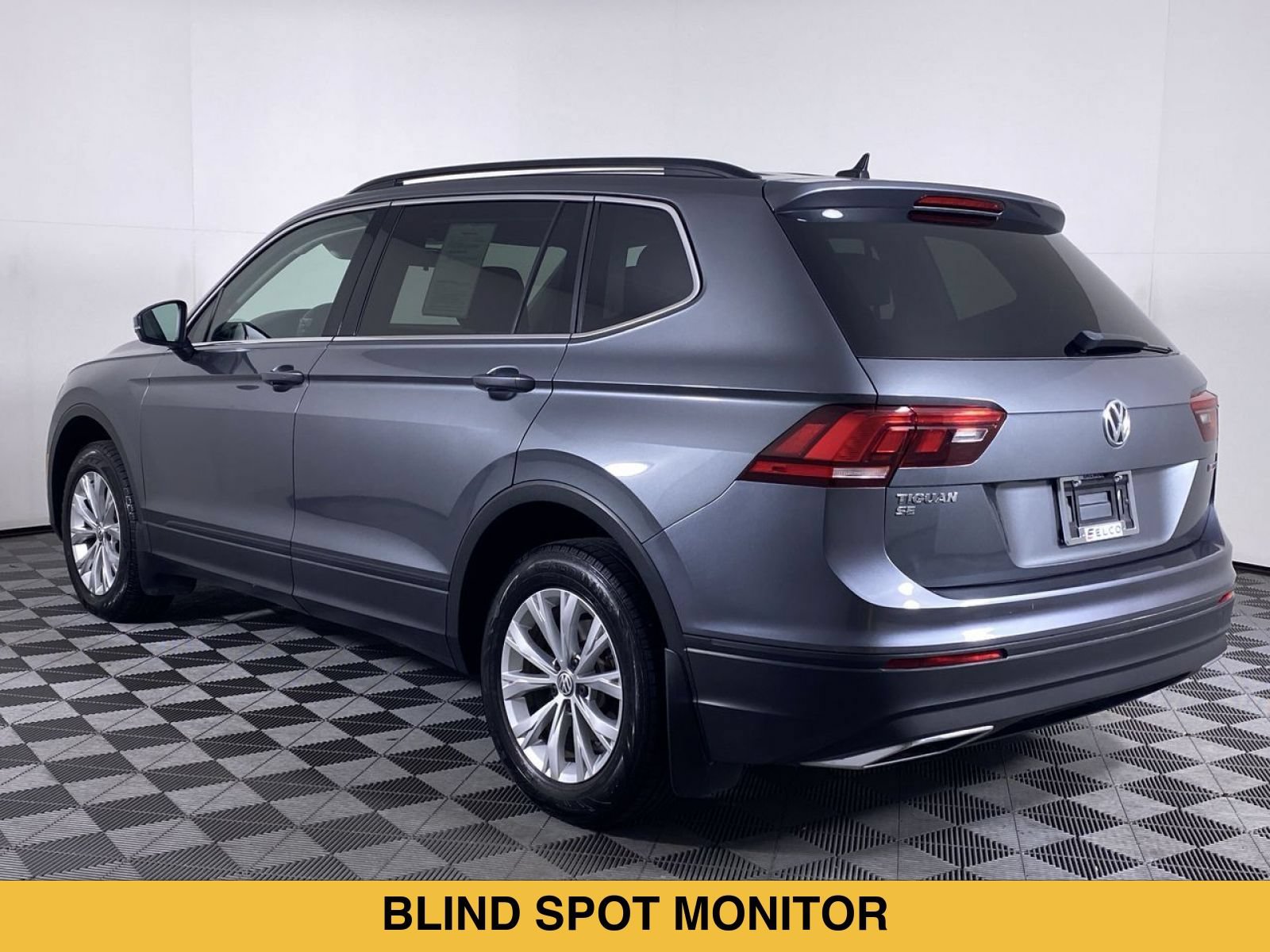 Used 2019 Volkswagen Tiguan SE AWD/4WD image 17