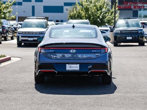 New 2026 Hyundai Sonata Limited FWD image 4