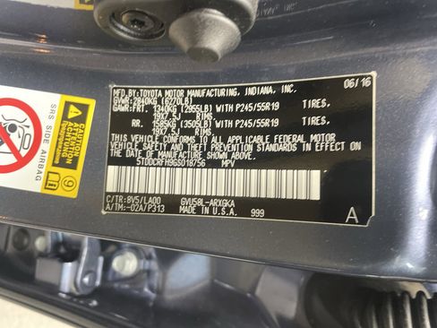 Used 2016 Toyota Highlander Limited image 36