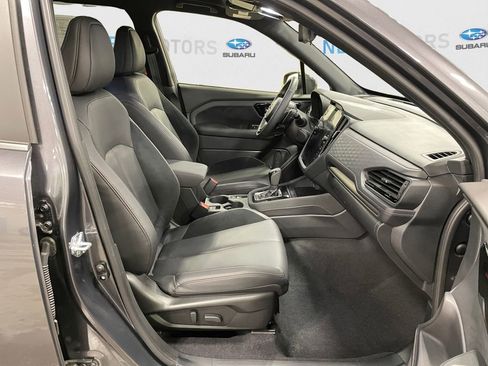 Used 2025 Subaru Forester Touring image 15