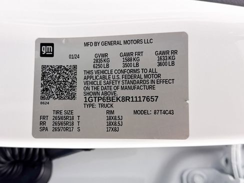 Used 2024 GMC Canyon Elevation w/ Elevation Premium Package image 39