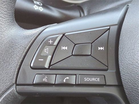 Used 2024 Nissan Kicks S image 23